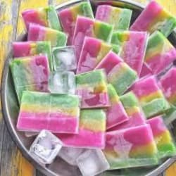 Es Kue atau Es Gabus