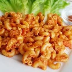 Tumis Makaroni Telur Pedas Gurih