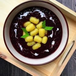 Bubur Ketan Hitam Topping Biji Salak