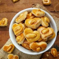Kue Kacang