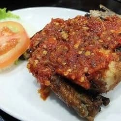 Ayam Penyet