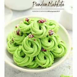 Kue Kering Pandan Mahkota