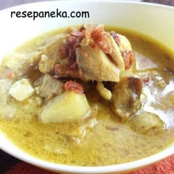 Kare Ayam Kentang