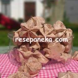 Coffee Meringue Kisses