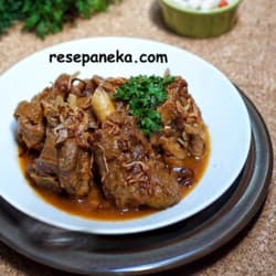 Krengsengan Kambing Surabaya