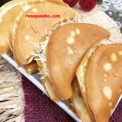 Martabak Lipat⁣