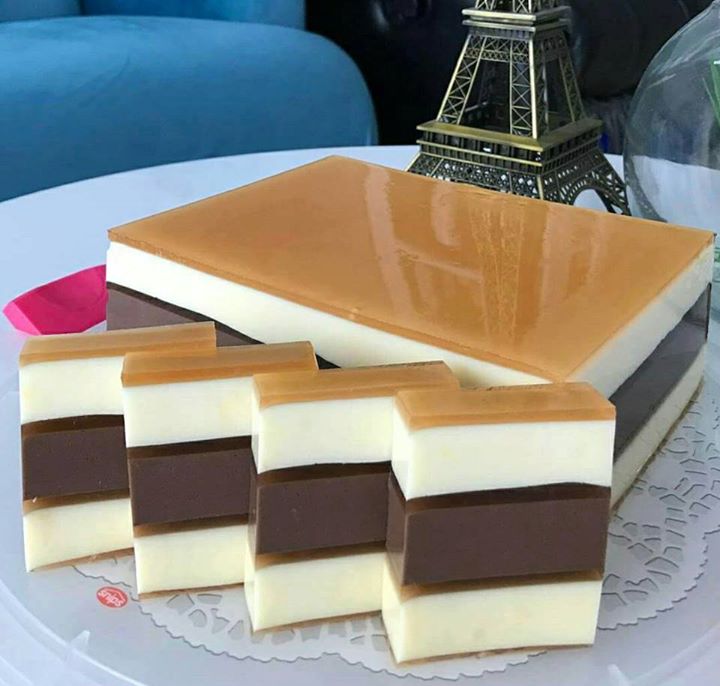 Puding Lapis Surabaya