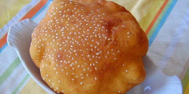 Kue Goreng Bantal Empuk Lembut