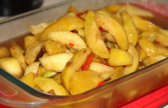 Manisan Kedondong Pedas