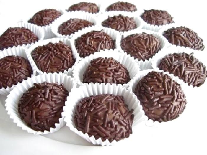Kue Rambutan Meses Coklat
