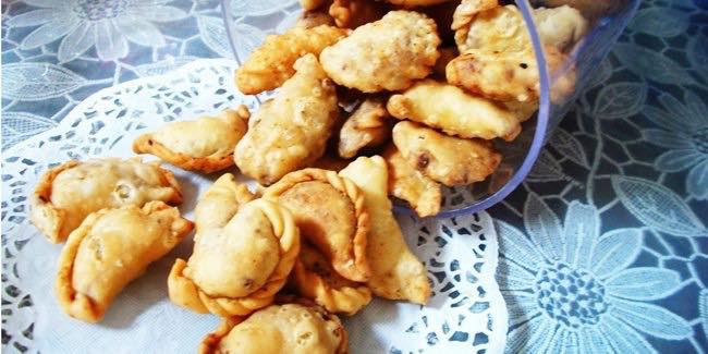 Pastel Mini Abon Super Renyah