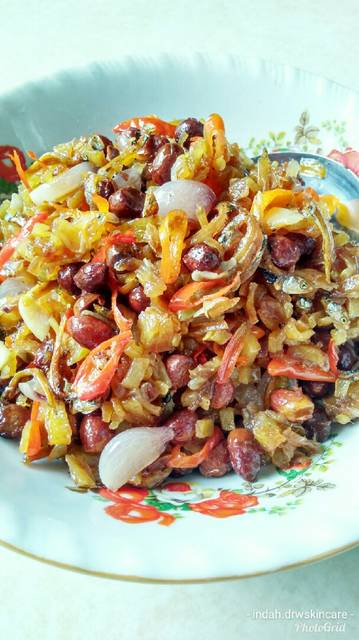 Oseng Kentang Teri plus Kacang Pedas