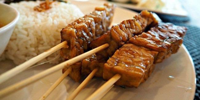 Camilan Sate Tempe Kecap Pedas