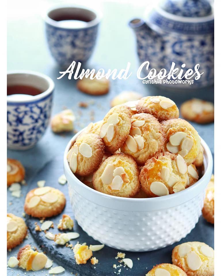 Almond Cookies