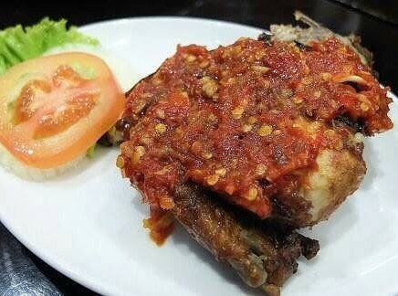 Ayam Penyet