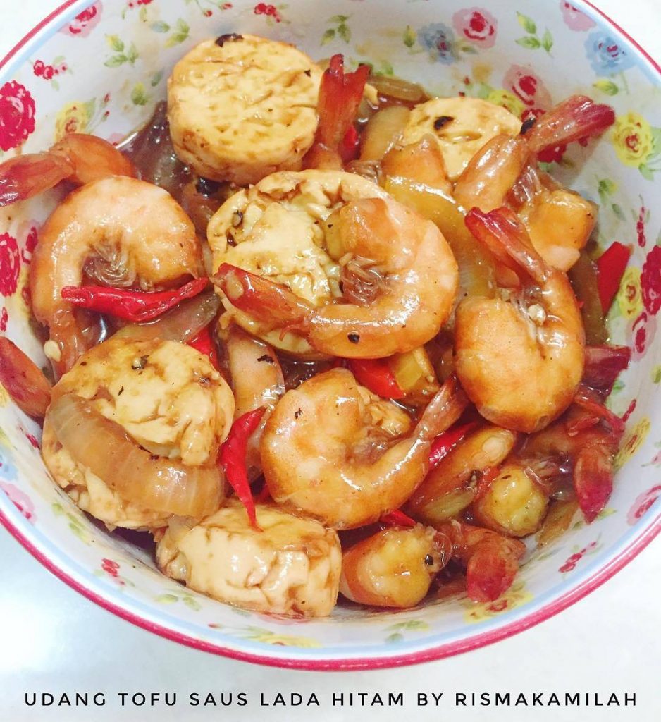 Udang dan Tofu Saus Lada Hitam