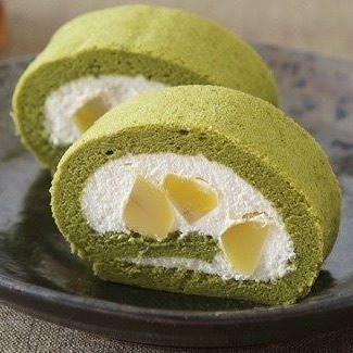 Matcha Swiss Roll