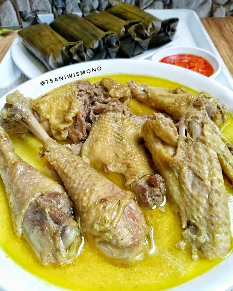 Opor Ayam Kampung