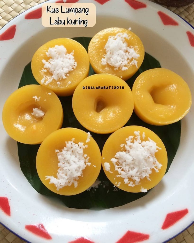 Kue Lumpang Labu Kuning