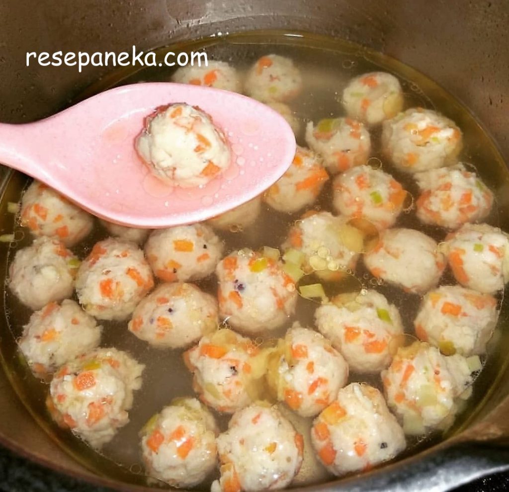 Bakso Ayam Tanpa Tepung