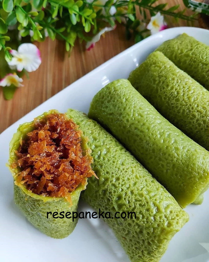 Kue Dadar Gulung