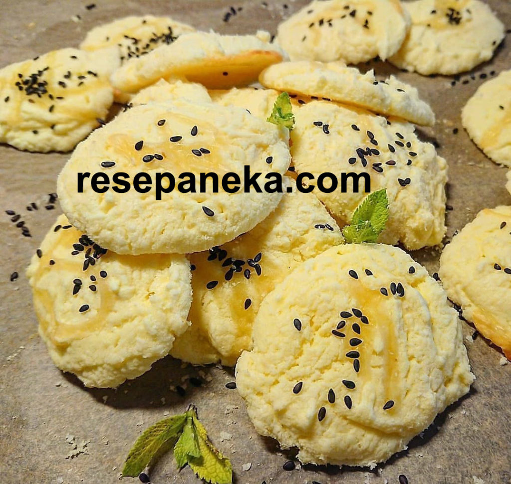 Cheesy Maizena Drop Cookies
