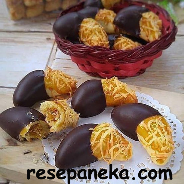 Nastar Cokelat Keju