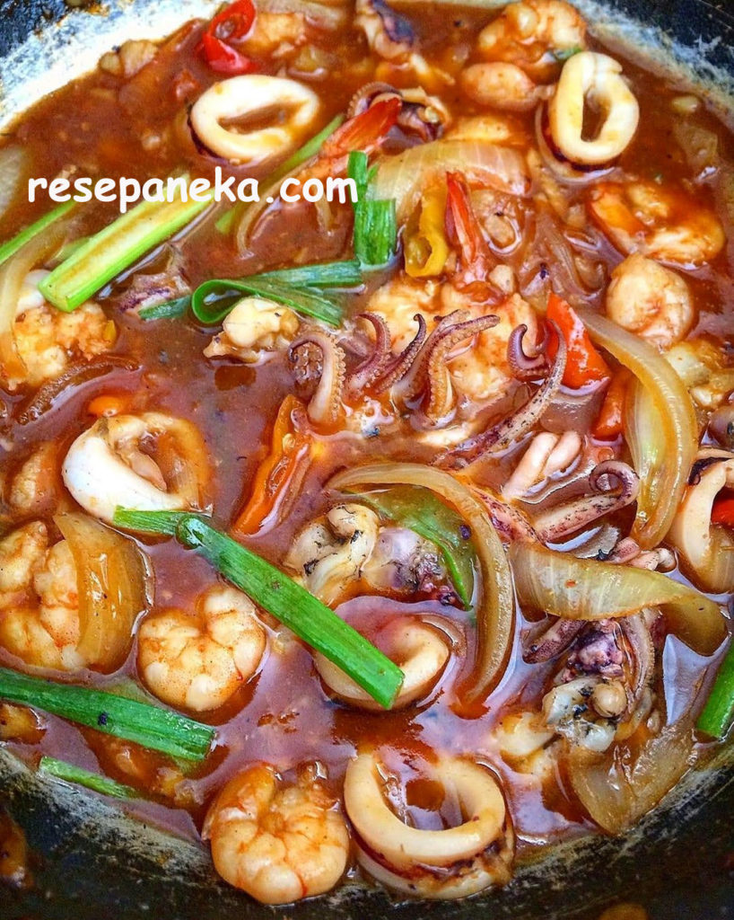 Cumi Udang Saus Padang