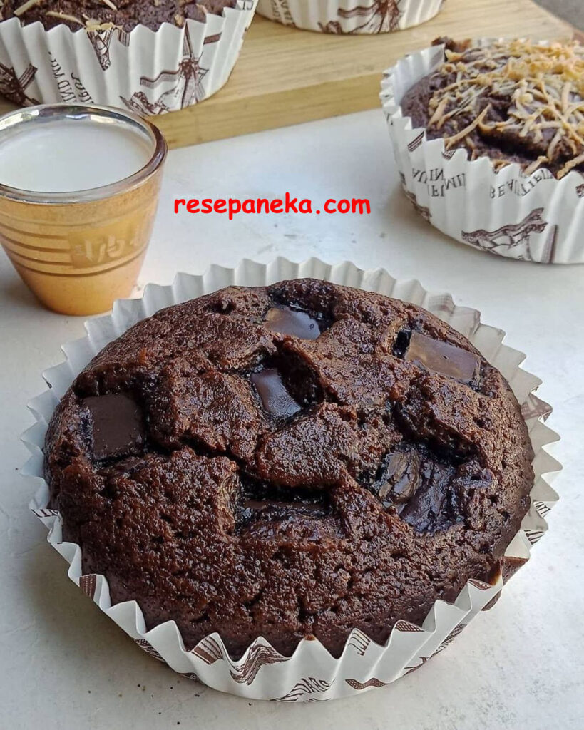 Chocolate Custard Muffin